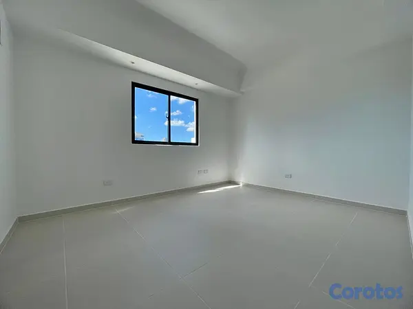 apartamentos - Apartamento en renta en torre moderna próximo a la Churchil 8