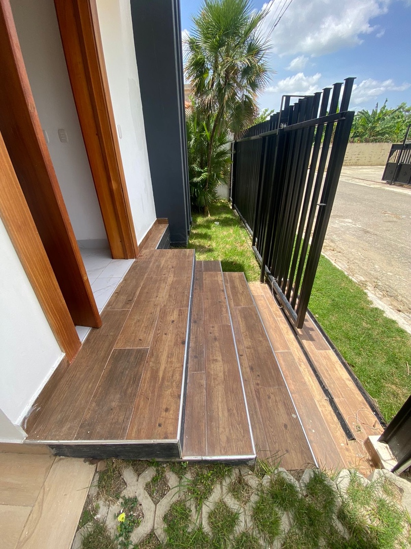 casas - HERMOSA CASA EN VENTA EN SANTIAGO DE LOS CABALLEROS  0