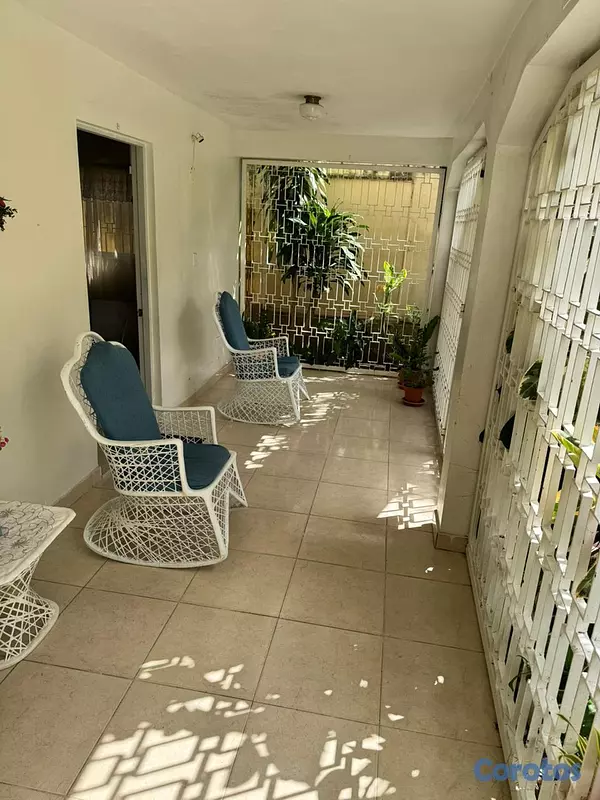 casas - VENTA CASA URB. MAXIMO GOMEZ 13