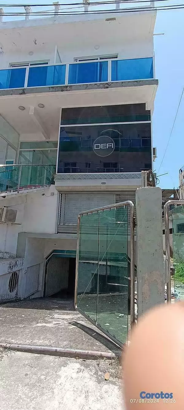 oficinas y locales comerciales - EXCELENTE PLAZA COMERCIAL-  SIN INTERMEDIARIOS - CERCANO PLAYA BOCA CHICA... 9
