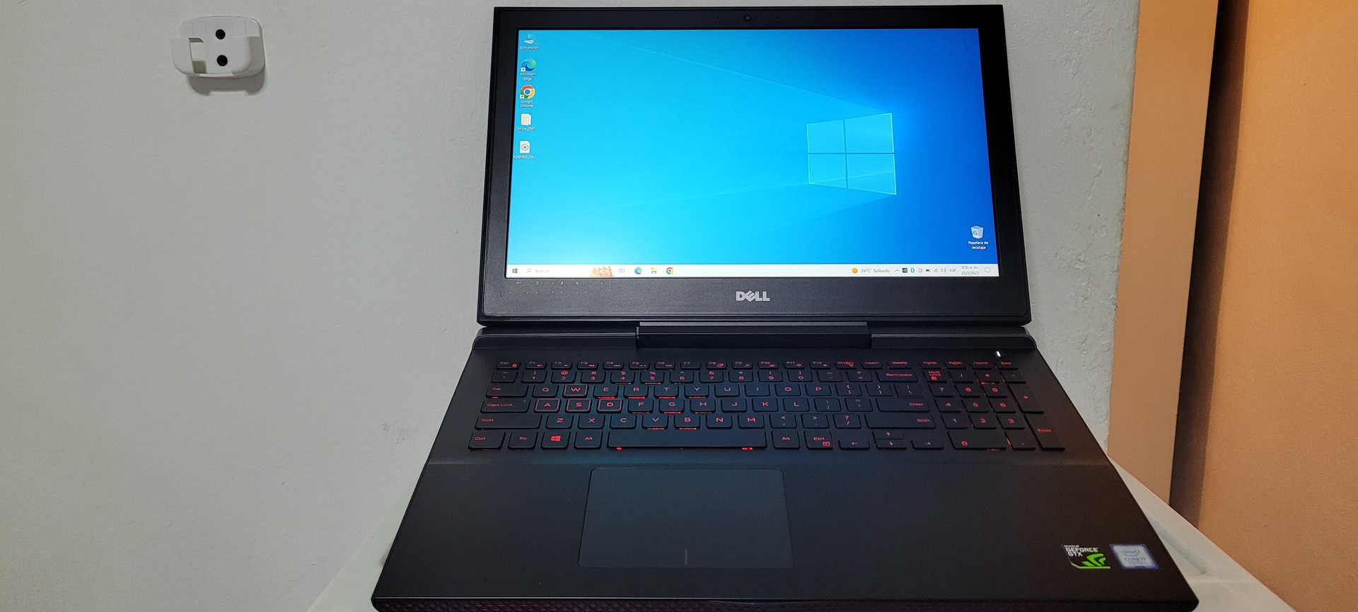 computadoras y laptops - Laptop Dell Gaming Core i7 7ma Ram 16gb Nvidea Gtx 1050Ti 12gb 1