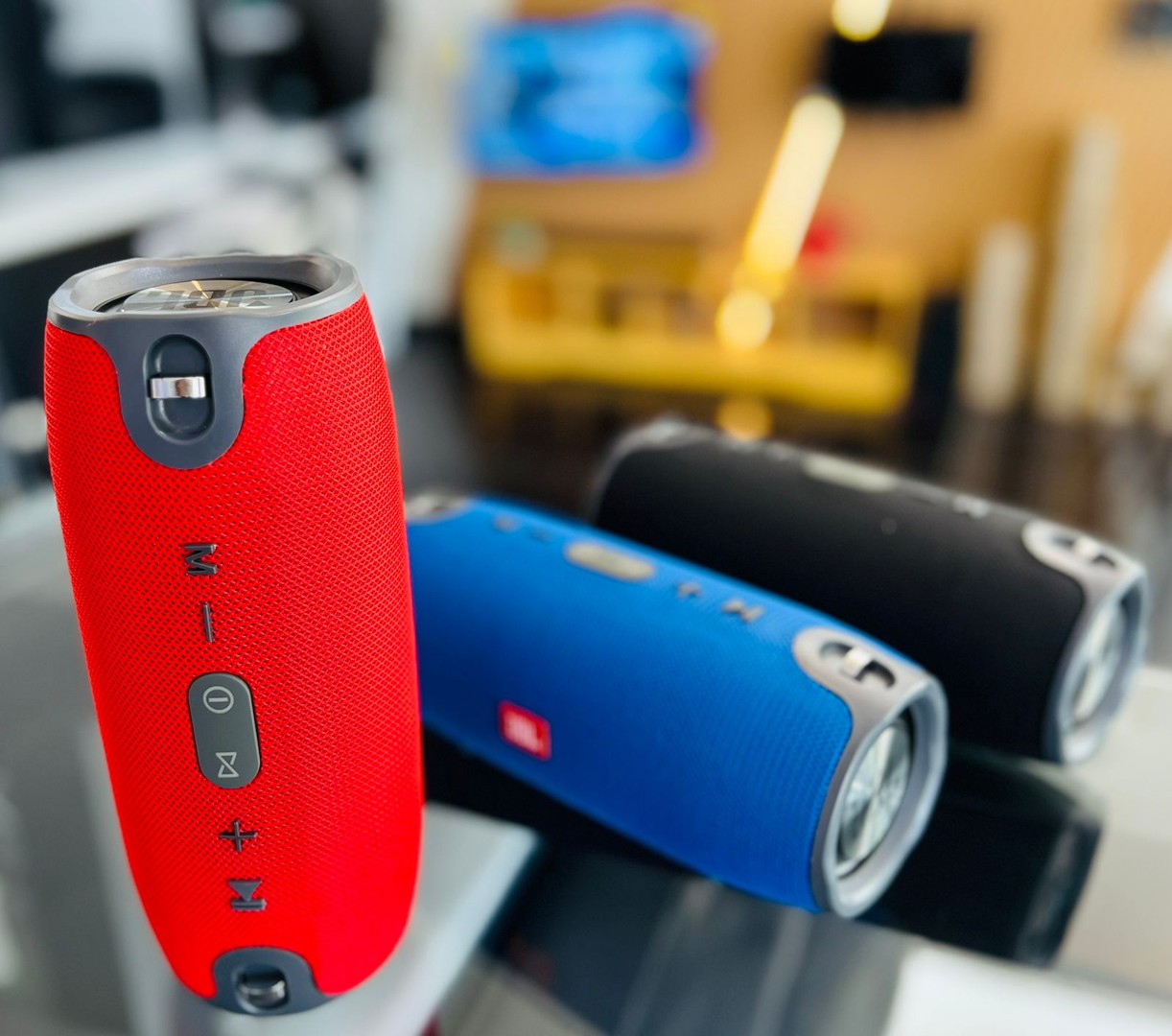 camaras y audio - Tu compañera de aventuras! Mini bocina bluetooth recargable. 