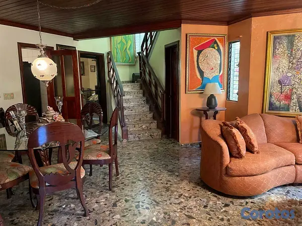casas - Vendo y alquilo casa en Urbanización Fernández  8