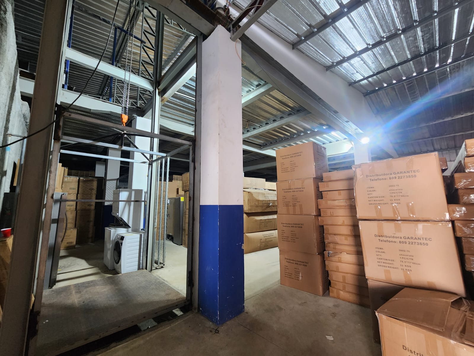 oficinas y locales comerciales - Alquilo Nave de 1,500 metros  en la cuaba  4