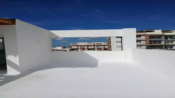 otros inmuebles - VENDO Townhouse en el 7 1/2 de La Independencia 7