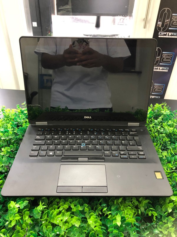 computadoras y laptops - Laptop Dell Latitude E7470 13" Touch, i5-6Ta, 8GB Ram, 256GB SSD 1