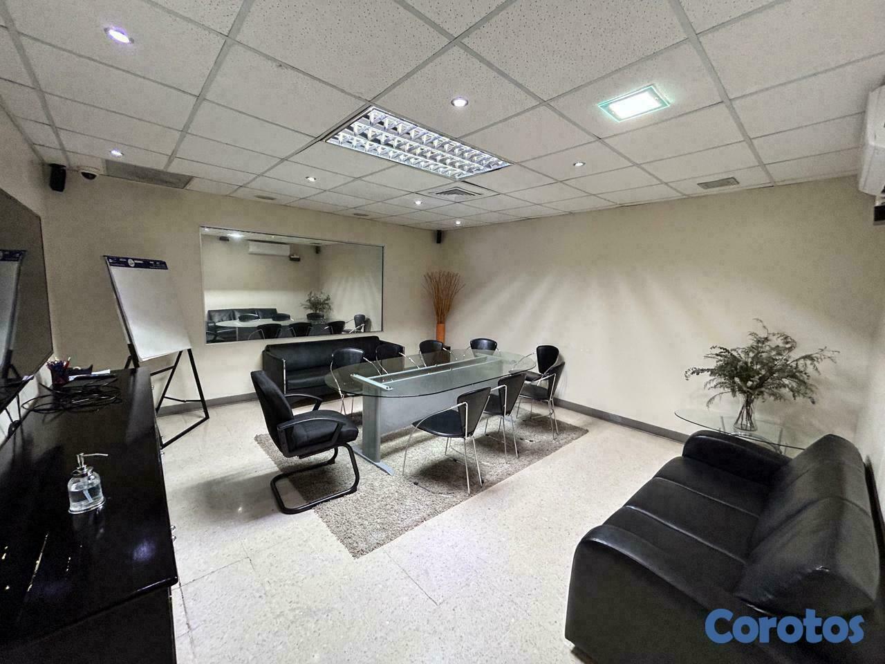 oficinas y locales comerciales - Oportunidad, Local en la Rómulo 2do nivel, 127mts 2