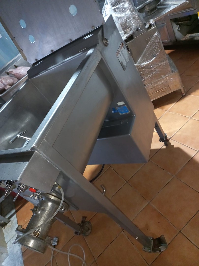 equipos profesionales - Molino de Carne marca Biro 760 lbs o 345 kls 2