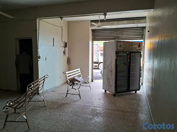 oficinas y locales comerciales - Local comercial en alquiler en excelente ubicación 4