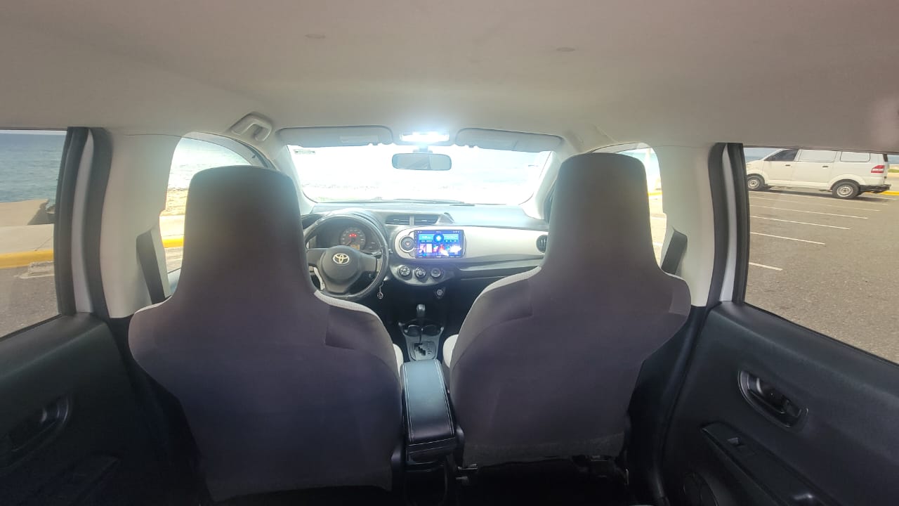 carros - Toyota Vitz 2011 5