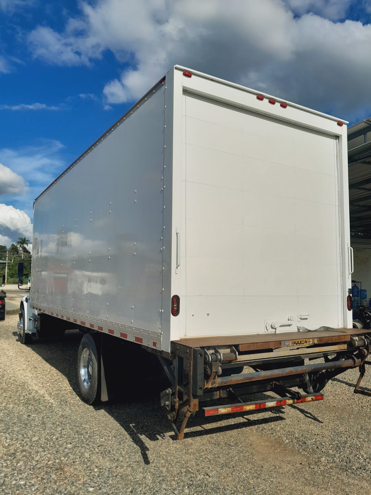 camiones y vehiculos pesados - FREIGHTLINER M2 106 AÑO 2018 4