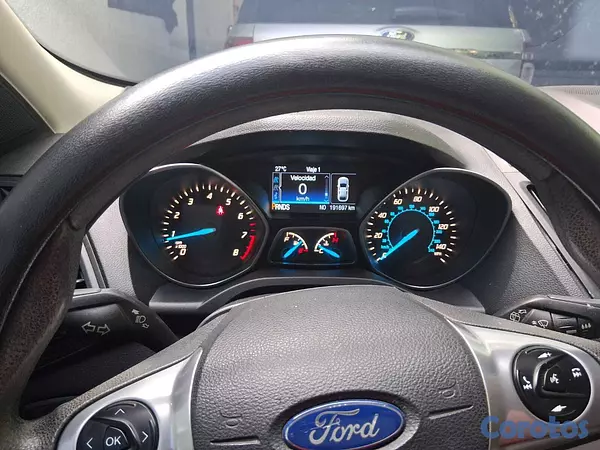 jeepetas y camionetas - Ford Escape 2016 SE 4