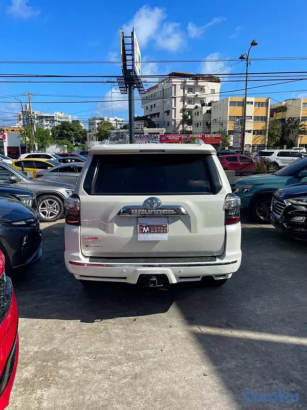 jeepetas y camionetas - Toyota 4Runner Limited 2022
 7