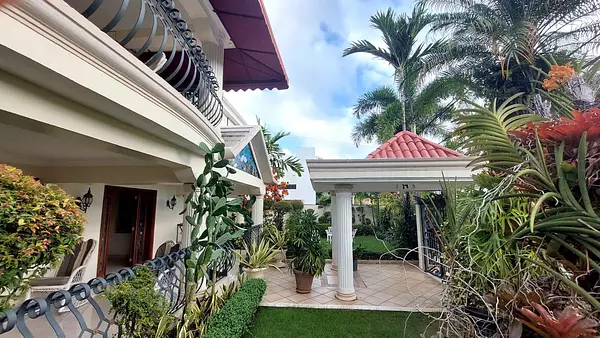 casas - CASA EN VENTA JULIETA MORALES 3