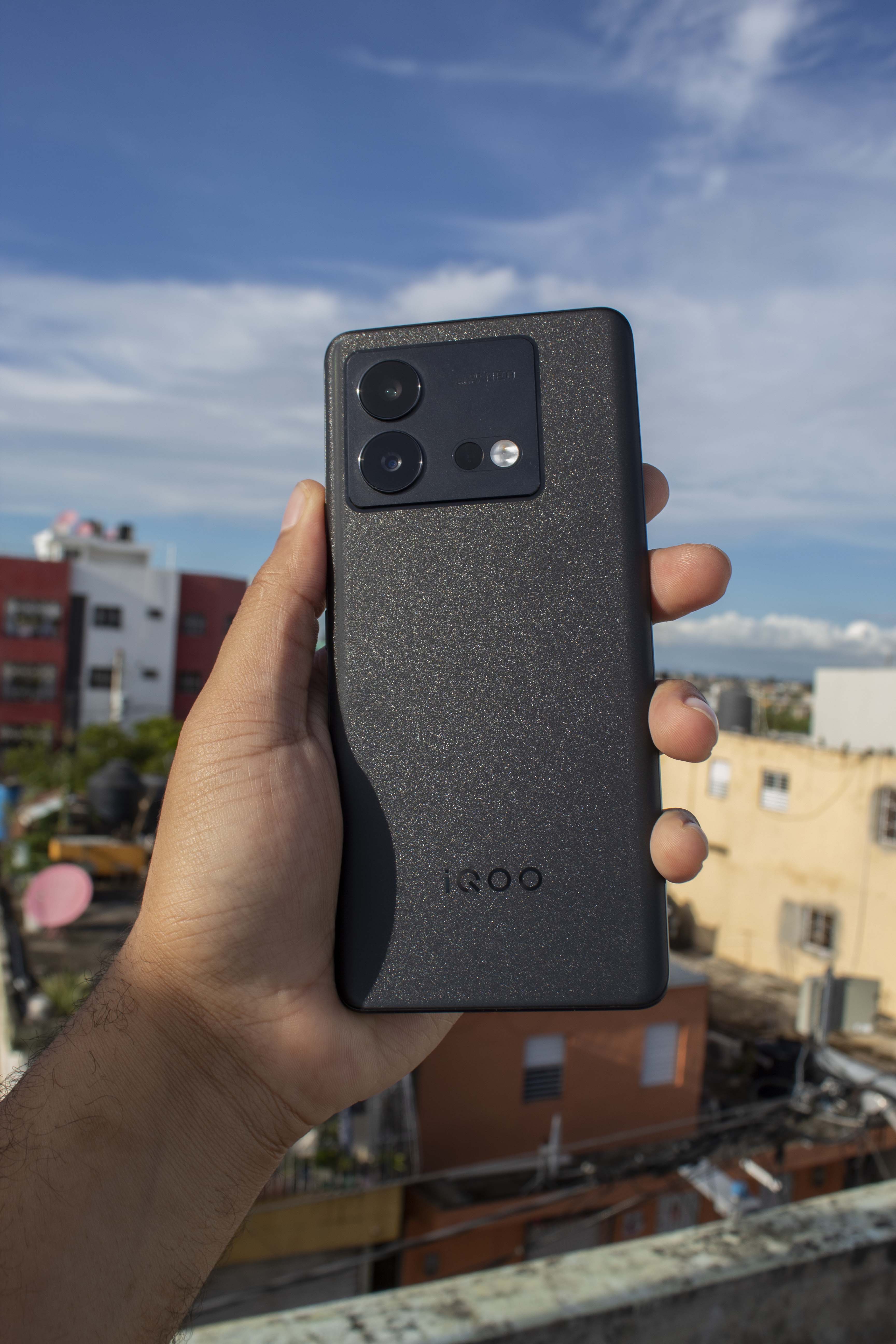 celulares y tabletas - ¡Se vende IQOO NEO 8 con 12GB de RAM y 512GB  8