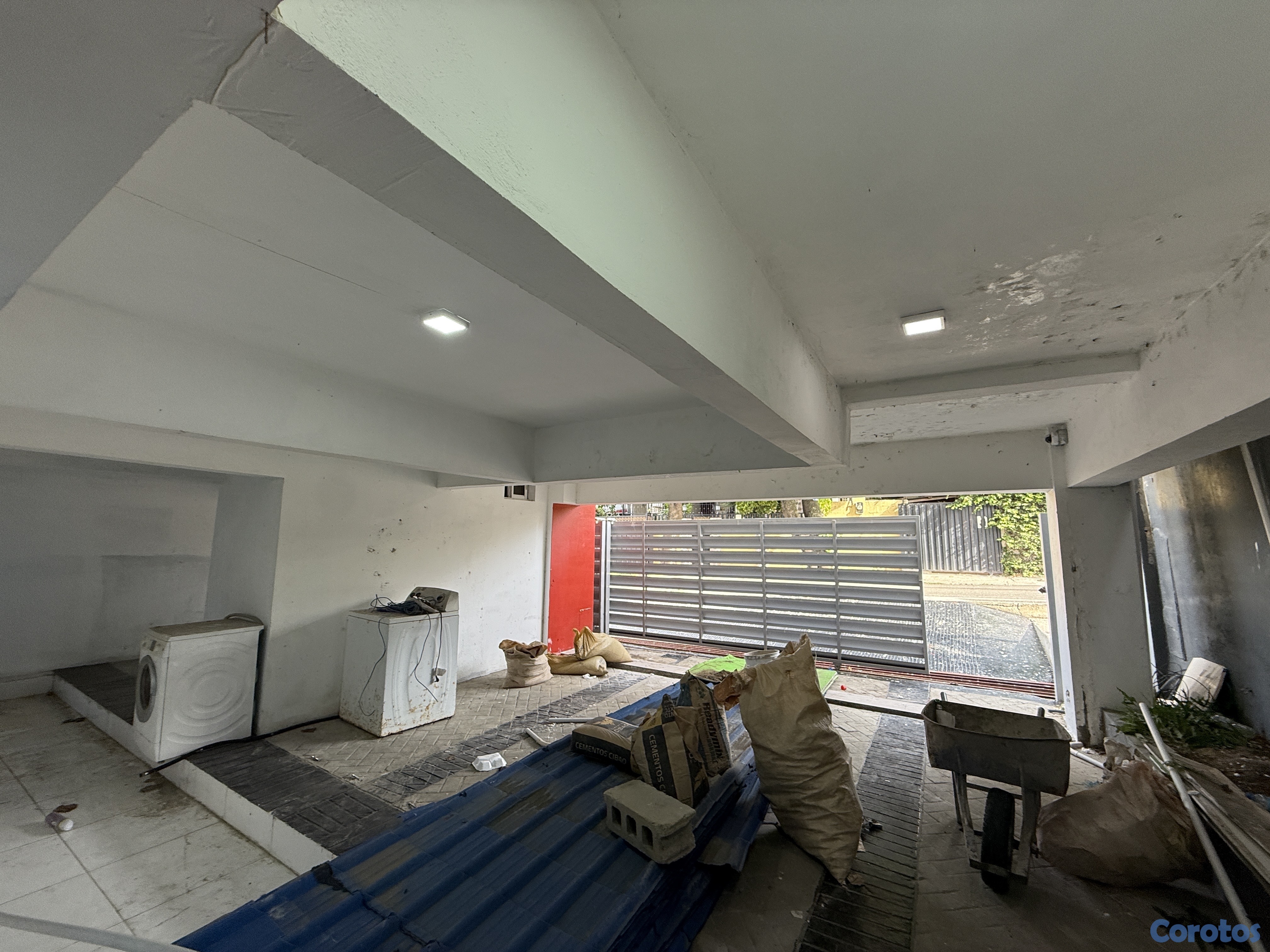 oficinas y locales comerciales - Local comercial en renta – Primer nivel, La Zurza, Santiago US 1,900 2