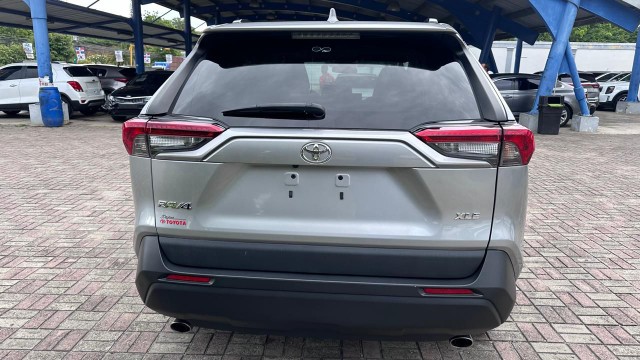 jeepetas y camionetas - Toyota rav4 2022 6