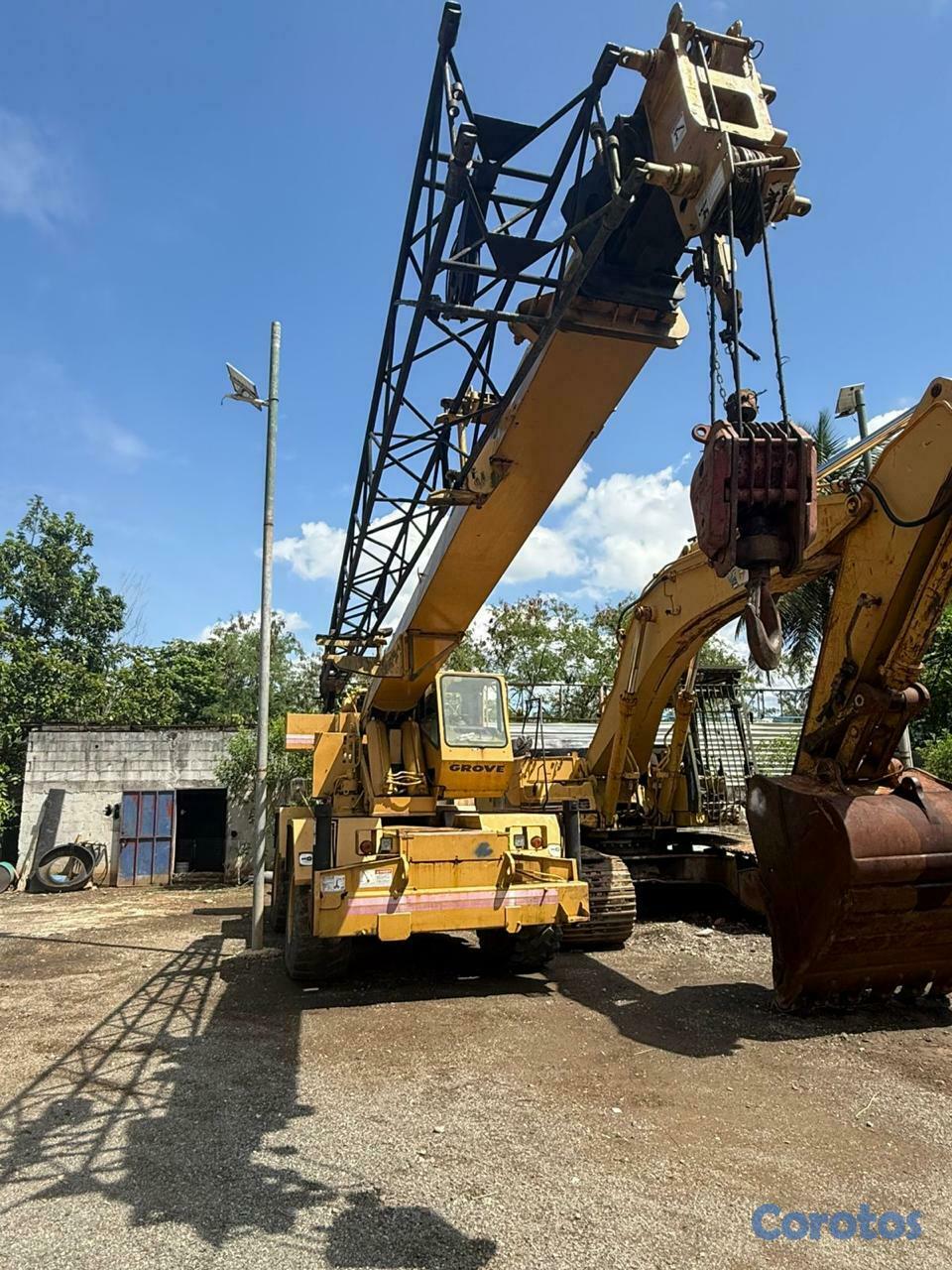 camiones y vehiculos pesados - Monta Carga 2006  6