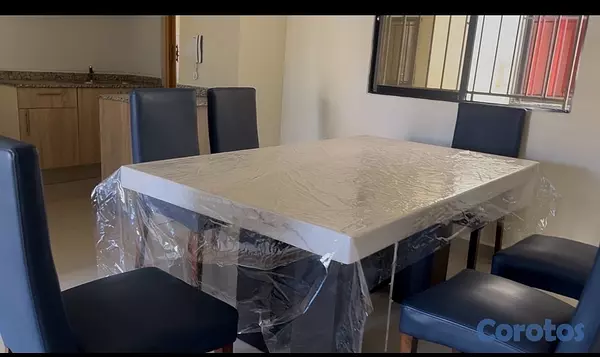 muebles y colchones - Comedor Camila de seis sillas con superficie de mármol puro  2