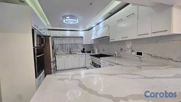 casas - Vendo casa moderna de 5 habitaciones en Respaldo Los 3 Ojos 6