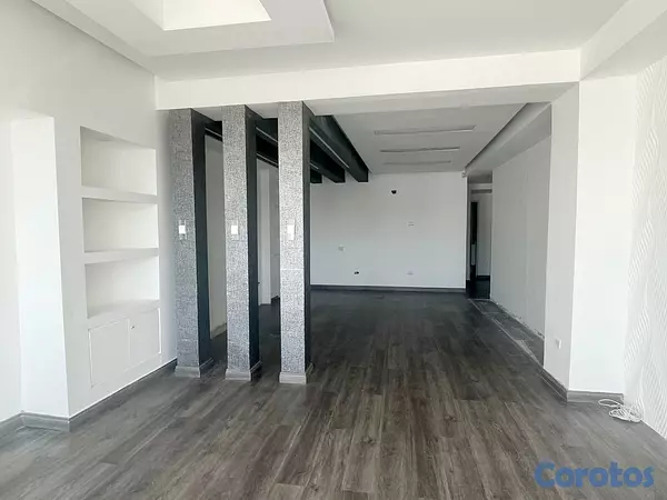 oficinas y locales comerciales - Alquiler primer nivel en Bella vista  9
