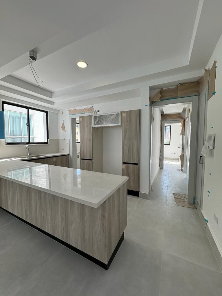 apartamentos - Serralles nuevo 140m2 3 habitaciones 3.5 banos 2 parqueos balcon 1