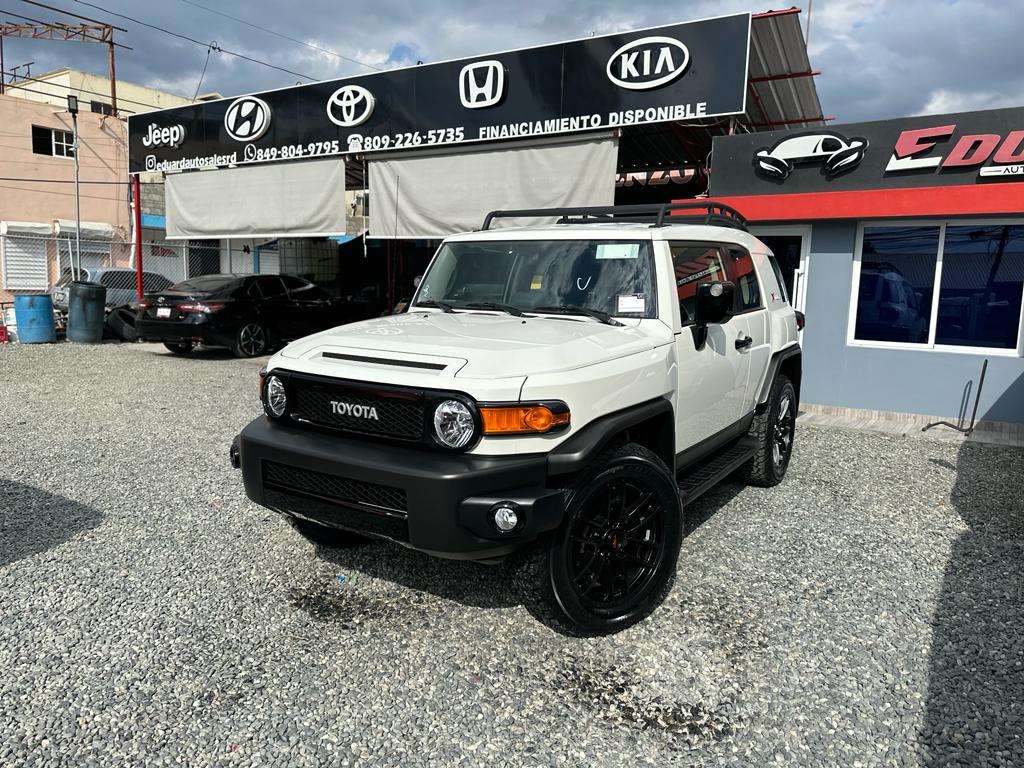 jeepetas y camionetas - 2023 Toyota FJ Cruiser Ultimate Edition