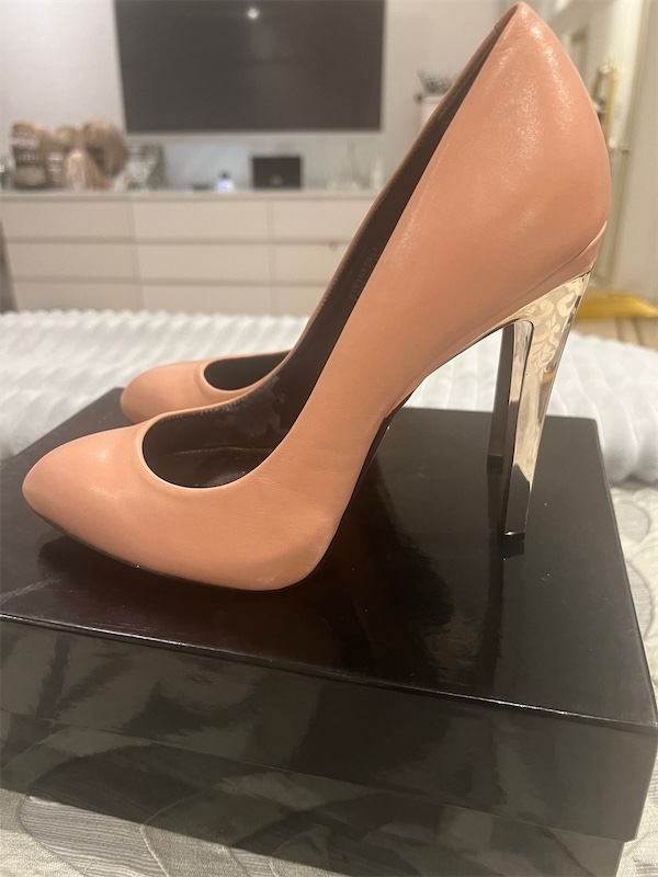 zapatos para mujer - Zapatos Pump nude Rosa de piel marca :BOUTIQUE 9 FIORENSA diseñador Talla 7.5 