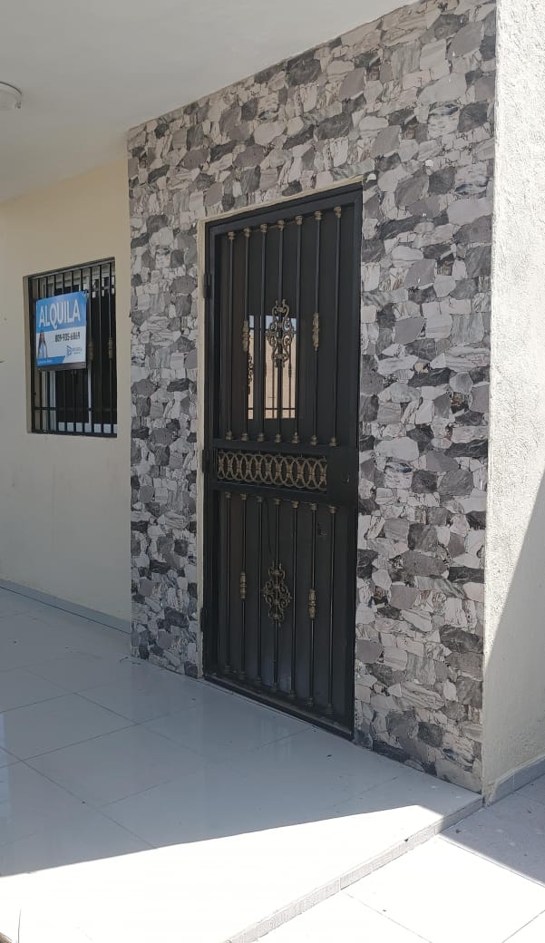 casas - Casas de Alquiler En la Jacobo Majluta  3