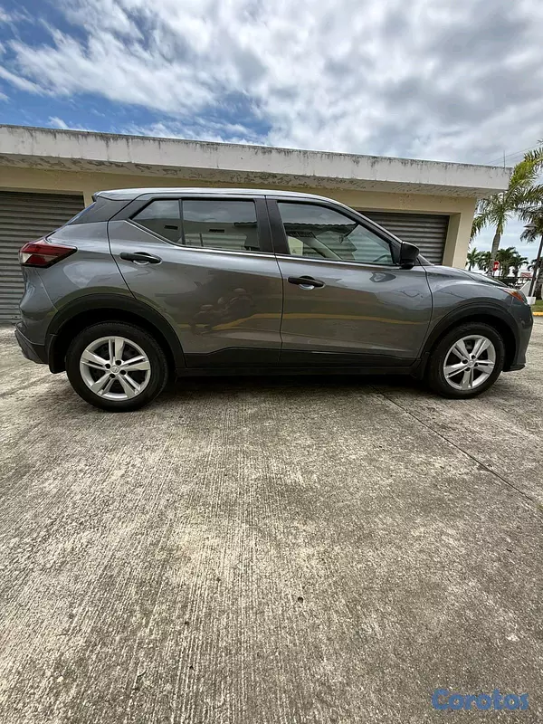 jeepetas y camionetas - Nissan kicks 2023 5