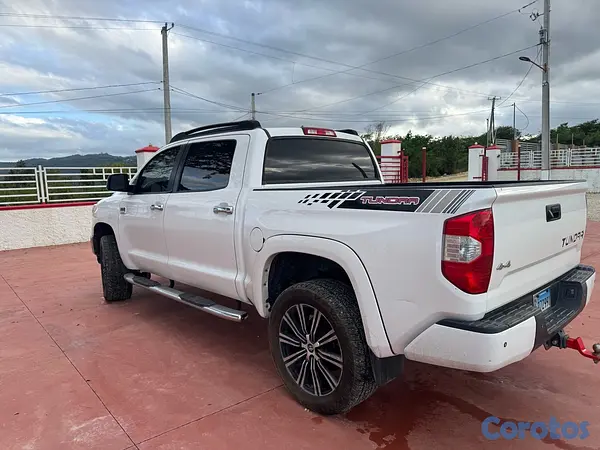jeepetas y camionetas - 2017 Toyota Tundra 4X4 2