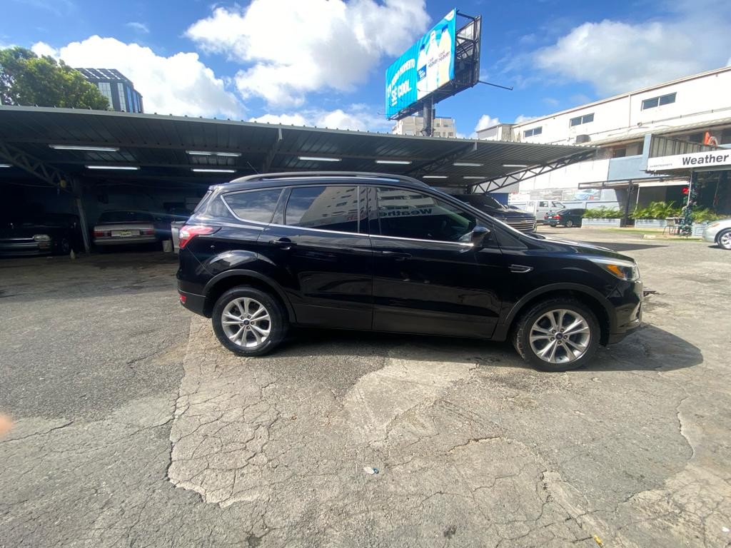 jeepetas y camionetas - FORD ESCAPE 2018 TECHO PANORAMICO 1