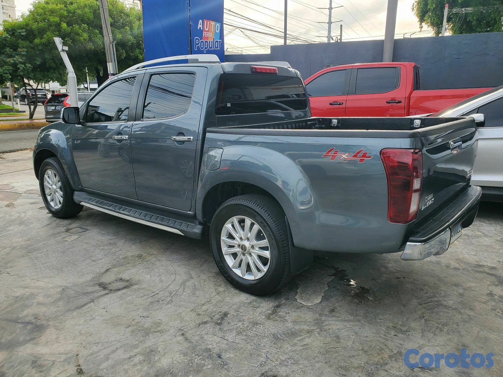 jeepetas y camionetas - Isuzu D'MAX LS 4WD 2020 4