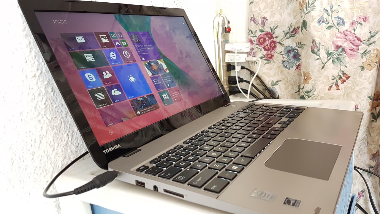 computadoras y laptops - laptop hp Elitebook 17 Pulg Core i7 Ram 16gb Disco 500gb SSD Video 8gb 1