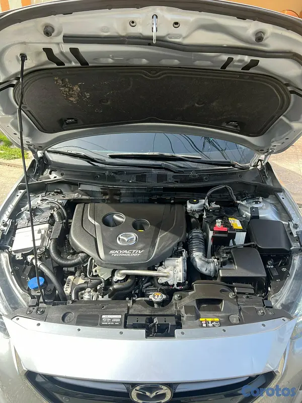 carros - Mazda Demio 2019 2