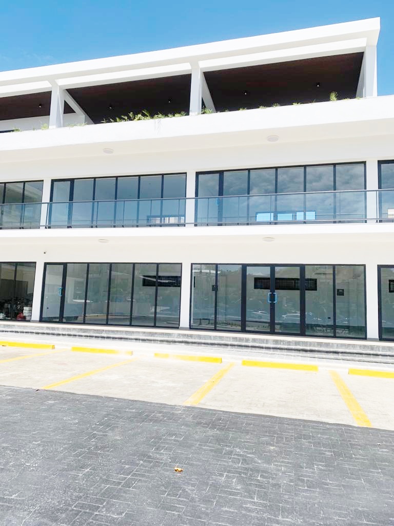 oficinas y locales comerciales - Local en Venta 150 metros 7
