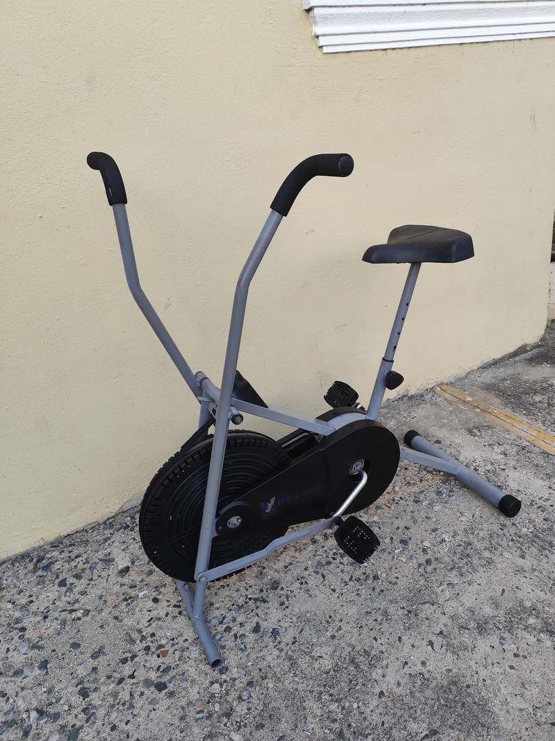 deportes - Bicicleta estacionaria con ejercicio de brazos 