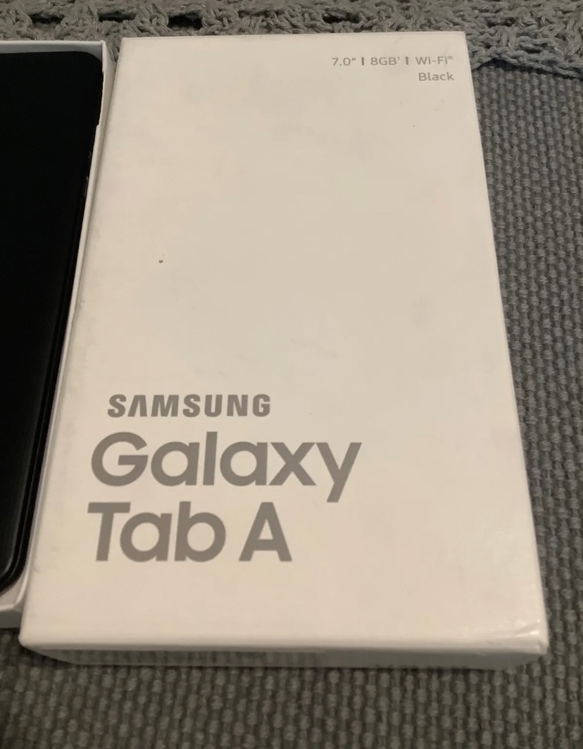 celulares y tabletas - Samsung Galaxy Tab A Tablet SM-T280 negra precio  2