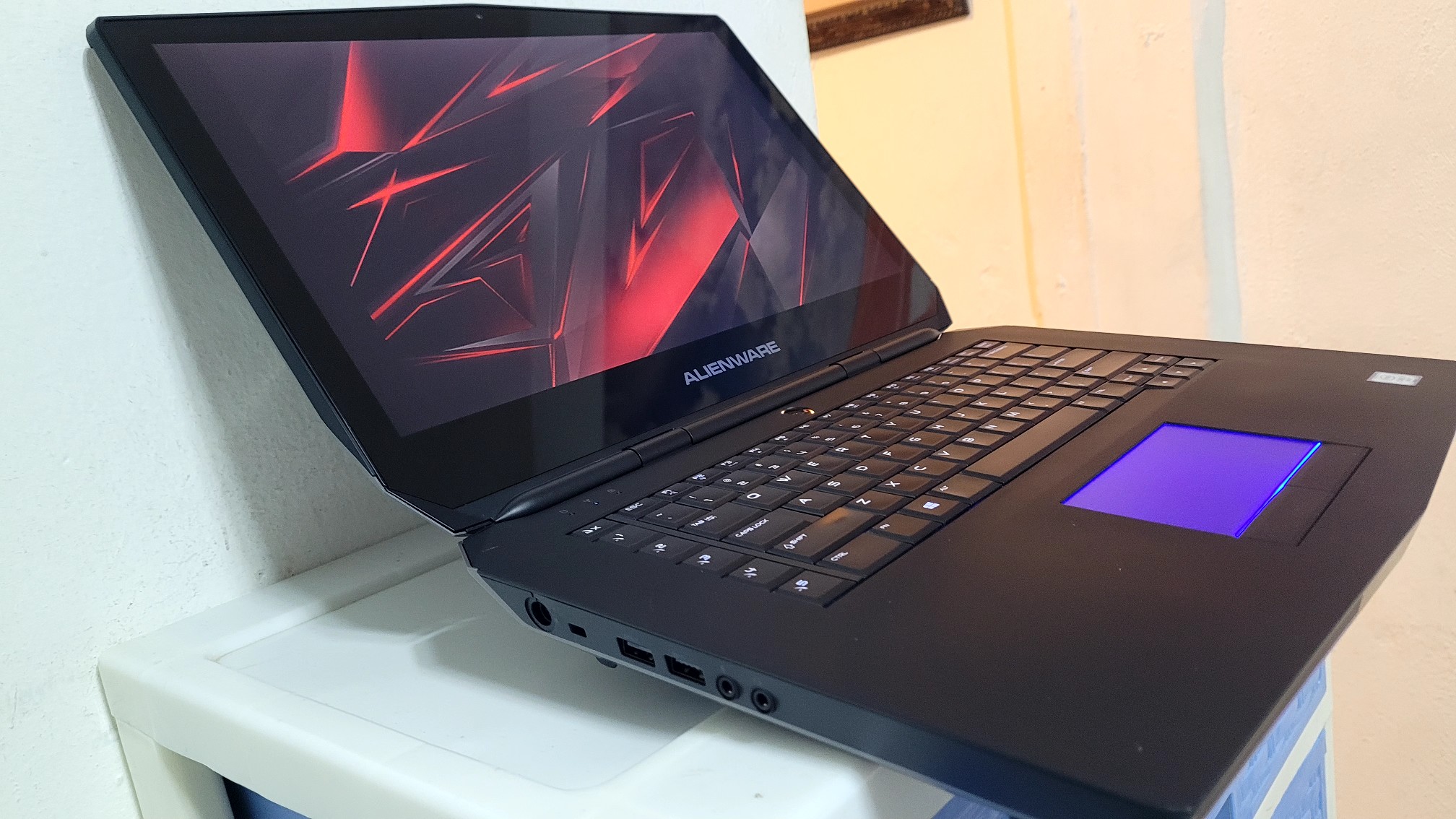 computadoras y laptops - Alienware Gaming R2 4K 15 Pulg Core i7 Ram 16gb ddr4 Disco 1TB Gtx 970m 3GB  1