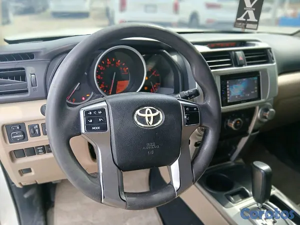 jeepetas y camionetas - 2010 Toyota 4Runner  6