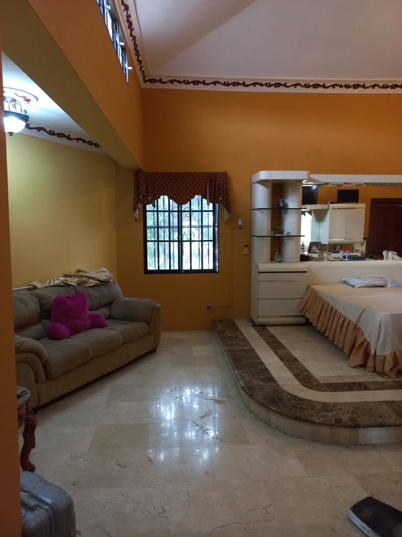 casas - Venta de mansión con 600mts en vista hermosa zona oriental Santo Domingo  6