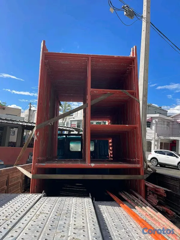 servicios profesionales - transporte Núñez 11
