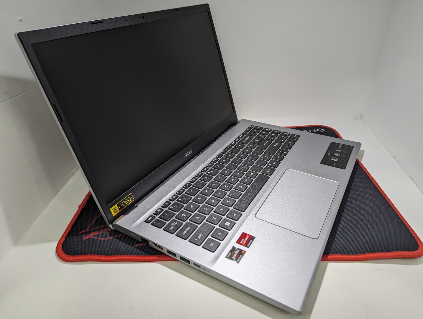 computadoras y laptops - Laptop Acer Aspire 3 A315-44P-R7H6/R7-5700U/16GB DDR4/ 512GB SSD/15.6" FHD  2