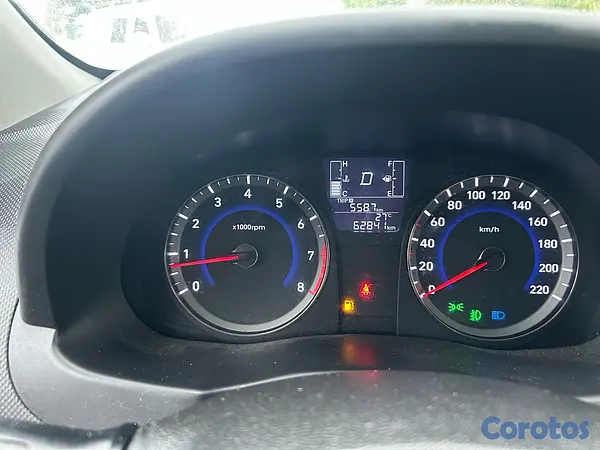 carros - Hyundai Accent 2018 Full (Magna Motors) 8