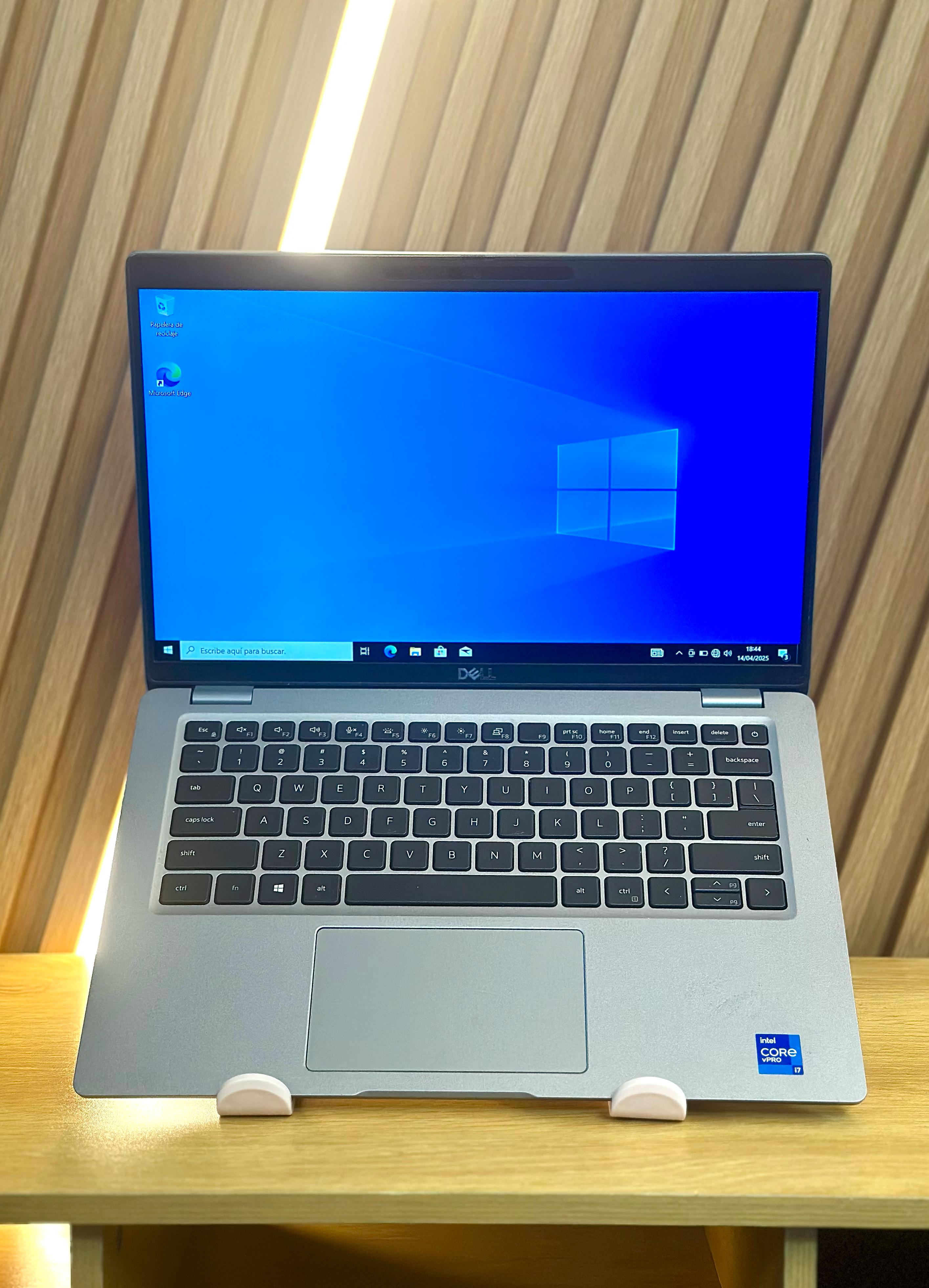 computadoras y laptops - Dell i7 11va GEN Laptop 0