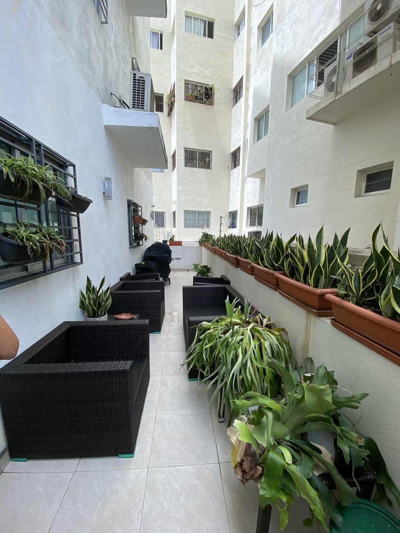 apartamentos - APROVECHA LA FERIA PLUSVAL CON EL BANCO POPULAR Naco 2da con terraza estudio  6