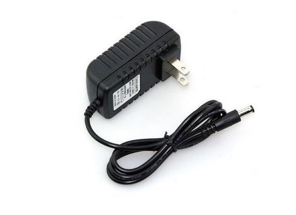 computadoras y laptops - Fuente de corriente 12V 2A 1