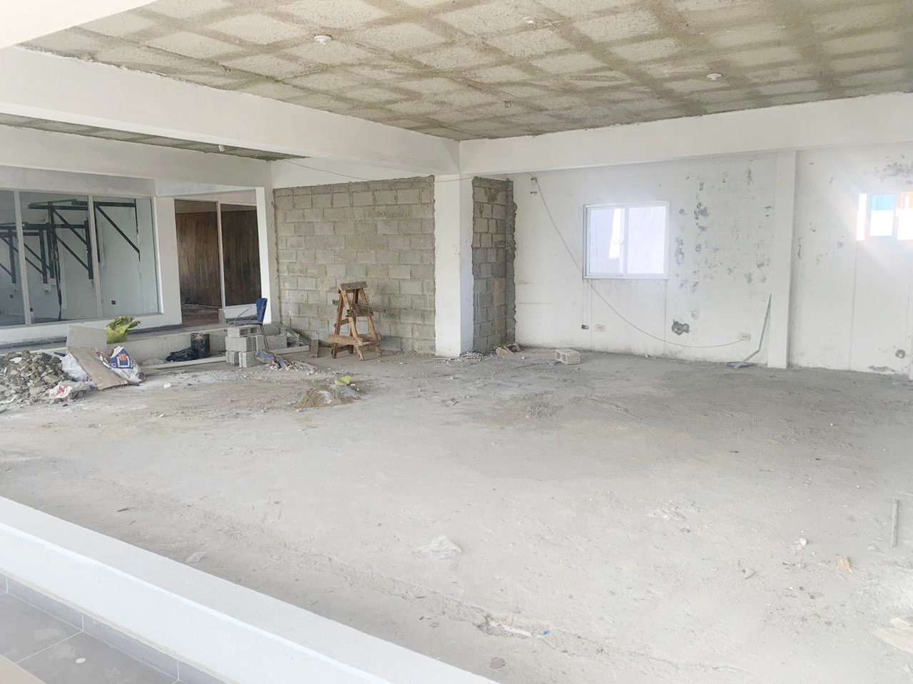 oficinas y locales comerciales - Local en venta en Arroyo hondo 3