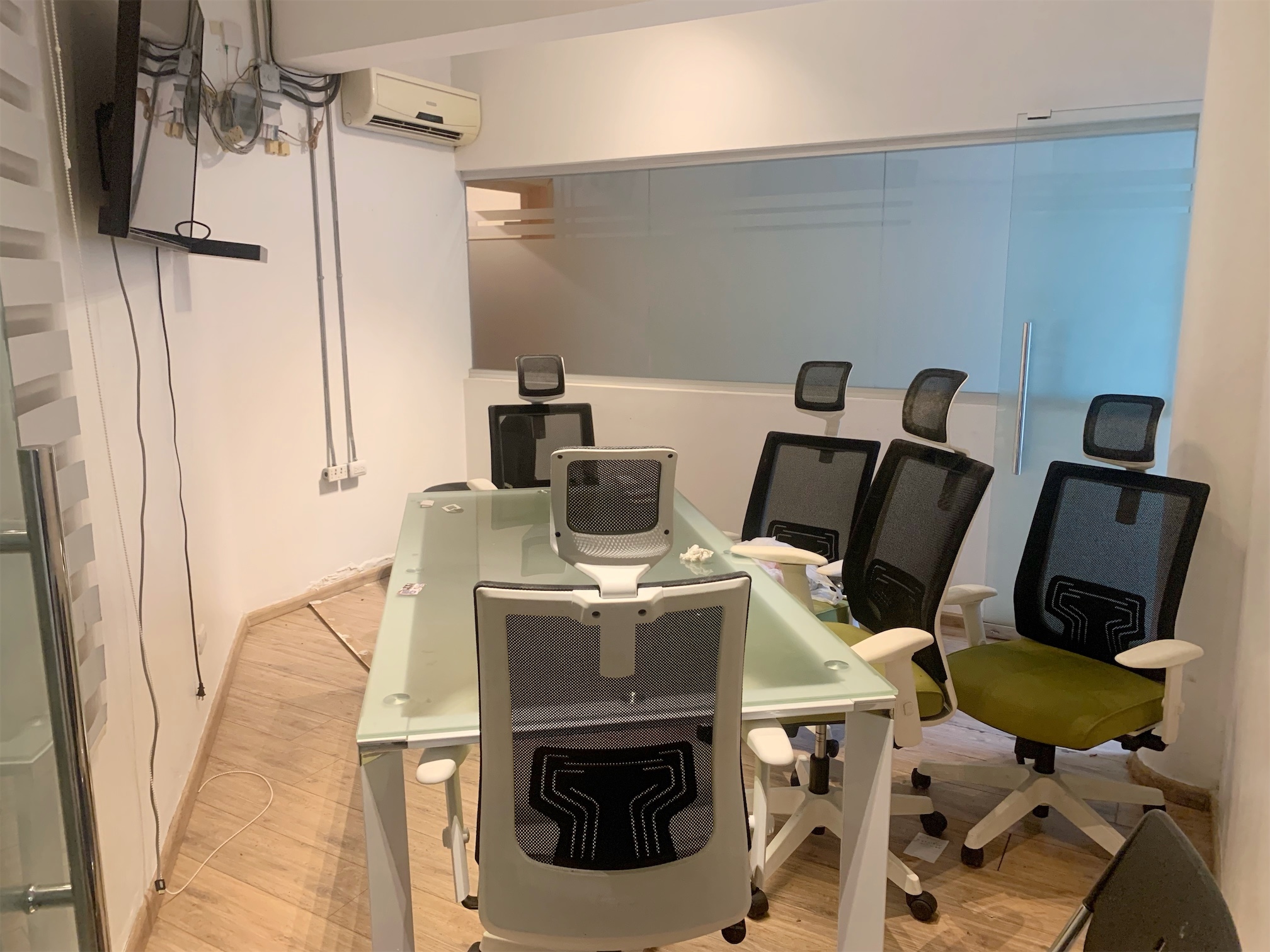 oficinas y locales comerciales - Local en Piantini primer nivel  4