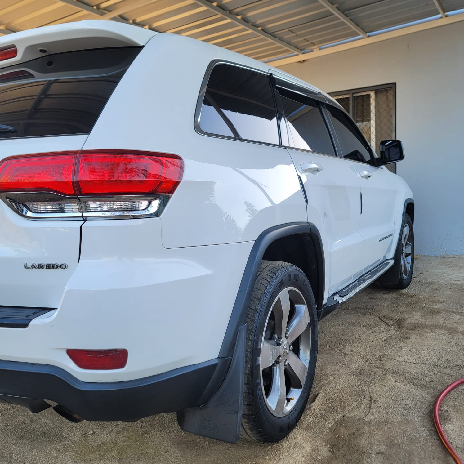 jeepetas y camionetas - jeep grand cherokee laredo 2014 3